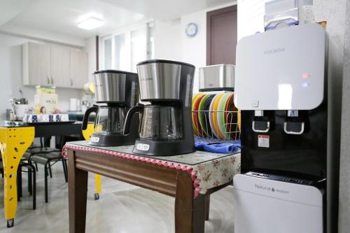Facilități de preparat ceai și cafea la Dream Guesthouse