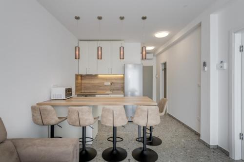 Gambar di galeri bagi Deluxe Seaview Villa KENNEDY III di Mimice