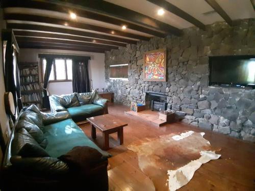 Χώρος καθιστικού στο Stylish Farm House