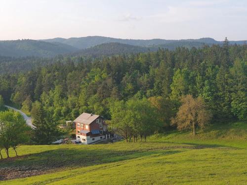 Turistična kmetija Pri studencu