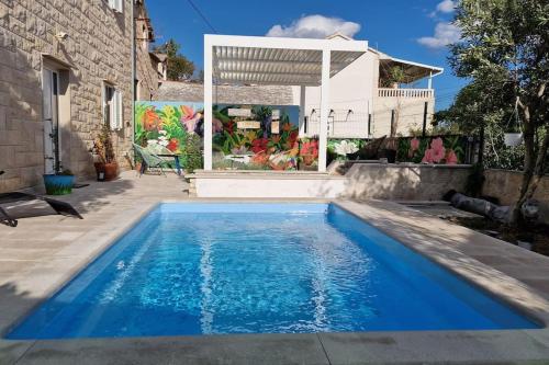 Stress Free Garden Holiday house