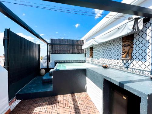 Townhouse with Arabic pool and close to the beach in Estepona