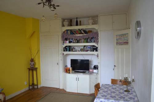 Μια τηλεόραση ή/και κέντρο ψυχαγωγίας στο B&B Limes Oudwijk