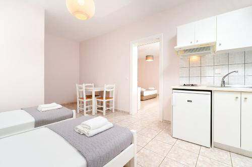 Gallery image of Elena Apartments in Chrysi Ammoudia