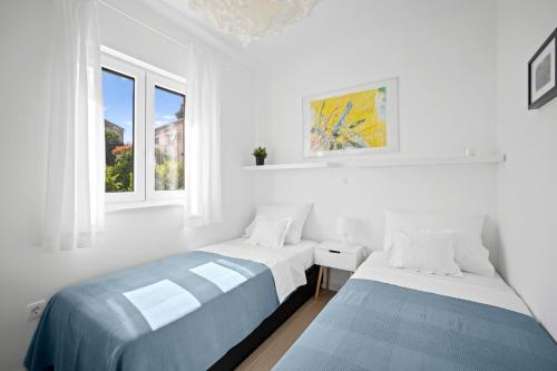 Urban loft next to the beach