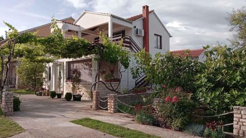 Apartment in Tkon - Insel Pasman 7879