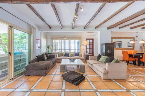 Villa amplia con piscina privada ideal familias y grupos