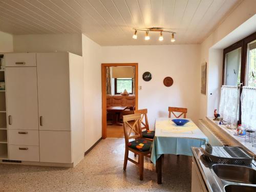 Η κουζίνα ή μικρή κουζίνα στο Birte, Ferienwohnung