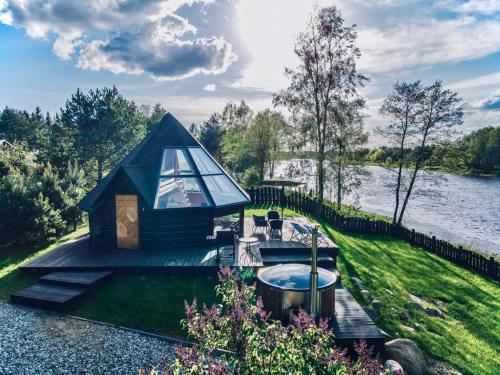 Osada Poli - Domek Panoramiczny nad Narwią z Prywatną Balią i Hydromasażem