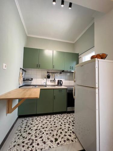 Funky Central Apt