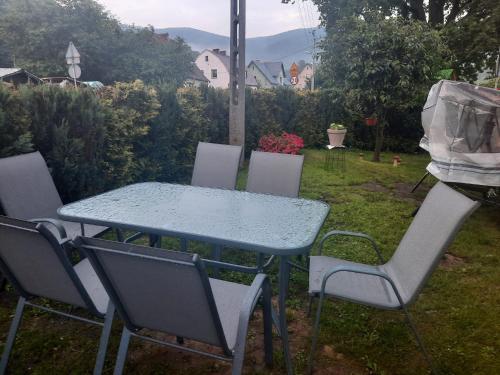 Nespecifikovaný výhled na hory nebo výhled na hory při pohledu z apartmánu