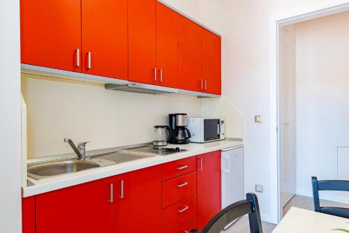Dapur atau dapur kecil di Apartment Bilice beach