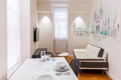 Croix Paquet - Appartements à Lyon photo 17