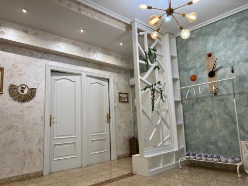 MURALLAS DE REVELIN & LAUREL -casco antiguo-