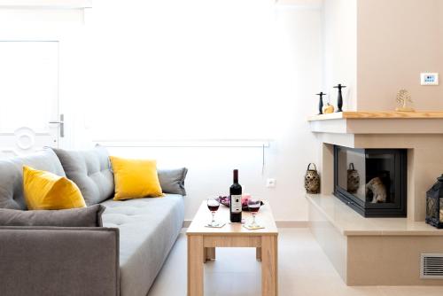 Χώρος καθιστικού στο Afroditi's Delux apartment