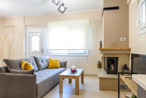 Χώρος καθιστικού στο Afroditi's Delux apartment