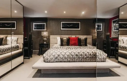 Square Townhouse photo 37