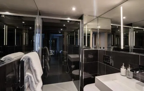 Square Townhouse photo 12