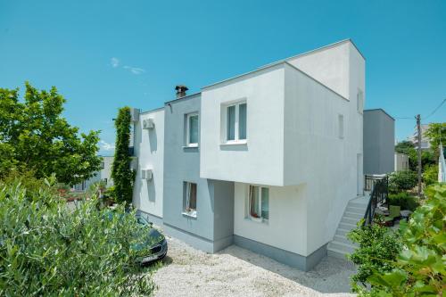 Apartments Marusic