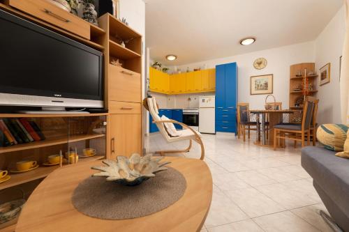 Apartment Lu by EL-PI TOURS