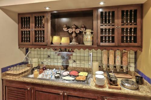 Køkken eller tekøkken på Hilton Garden Inn Las Cruces