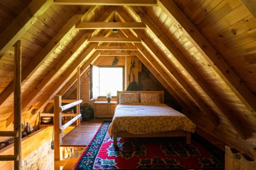 Postel nebo postele na pokoji v ubytování Etno vodenica Ćirović - Ethno Watermill
