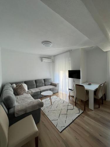 Icon Apartment