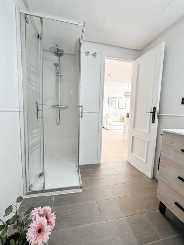 Precioso apartamento con piscina y vistas