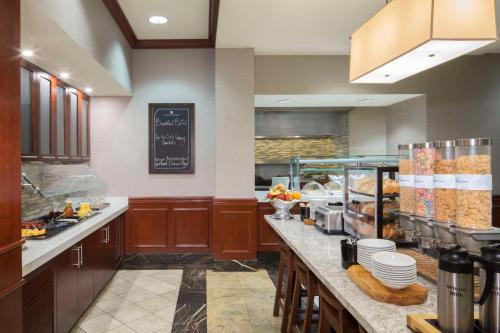 Mad på hotellet eller i nærheden