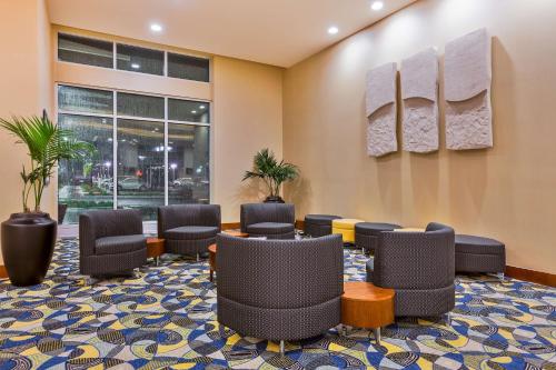 Posezení v ubytování Hampton Inn & Suites Owensboro Downtown Waterfront