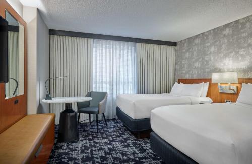 Embassy Suites by Hilton Washington DC Convention Center Image