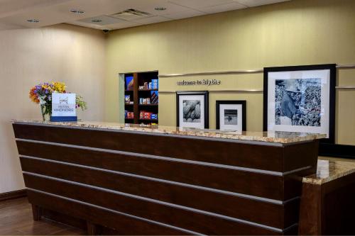 Hampton Inn & Suites Blythe, CA – Photos 2