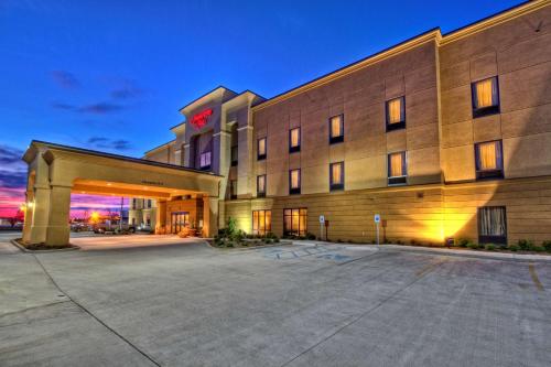 Bangunan di mana terletaknya hotel