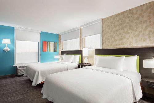 Home2 Suites by Hilton Woodbridge Potomac Mills Image