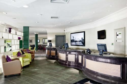 Μια τηλεόραση ή/και κέντρο ψυχαγωγίας στο Doubletree By Hilton Glasgow Strathclyde