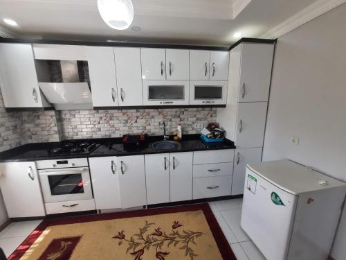 Havuzlu Sitede Lüks 3+1 Daire