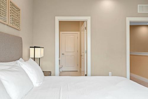 3081 Haven MagicVillage Jacuzzi 8 min to Disney photo 35