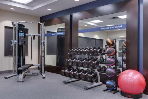 Fitness centrum a/nebo fitness zařízení v ubytování Hampton Inn Fort Lauderdale Pompano Beach