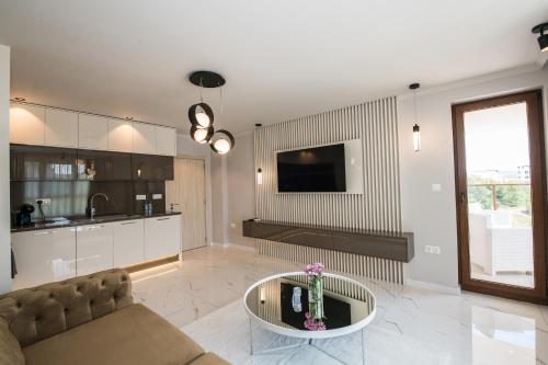 A television and/or entertainment centre at Luxury Martina apartment