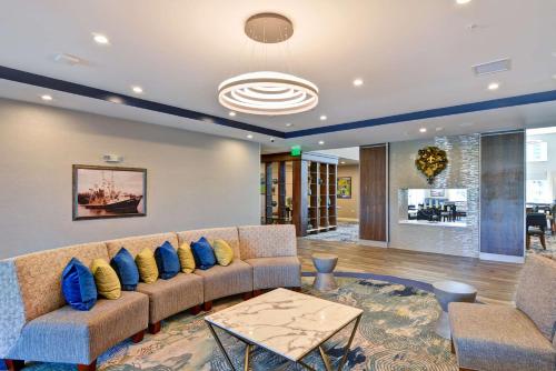 Posezení v ubytování Homewood Suites by Hilton New Orleans Westbank