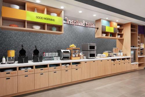 Η κουζίνα ή μικρή κουζίνα στο Home2 Suites By Hilton Columbia Harbison