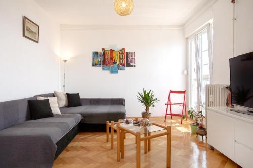 Apartment Dionis