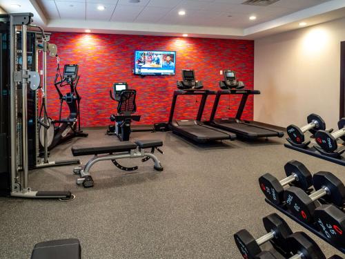 Fitness centrum a/nebo fitness zařízení v ubytování Home2 Suites By Hilton Oklahoma City Nw Expressway