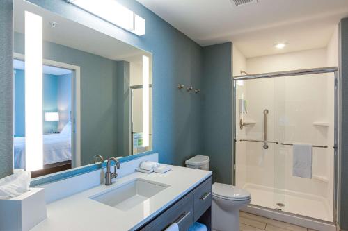 a bathroom with a sink and a shower at Home2 Suites By Hilton Nashville Bellevue in Bellevue