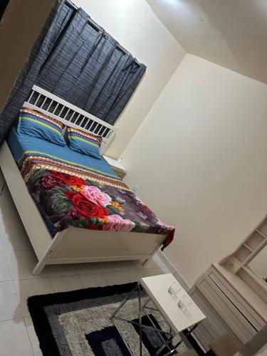Tempat tidur dalam kamar di Fateh Building