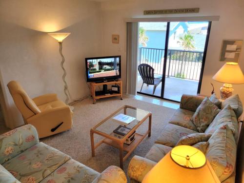 TV a/nebo společenská místnost v ubytování 309 - 2 Bedroom Ocean View