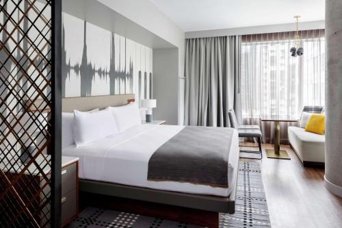 The Sound Hotel Seattle Belltown, Tapestry Collection Image