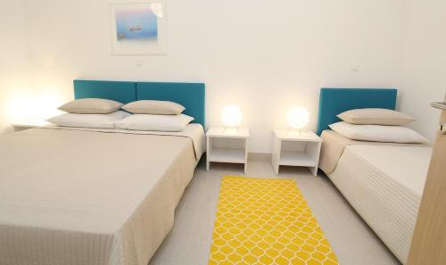 Afbeelding uit fotogalerij van Apartments Kamelija in Split