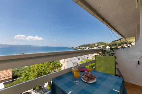 Apartments by the sea Duce, Omis - 13694