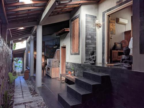 Фотография из галереи Astuti Gallery Homestay в Джокьякарте